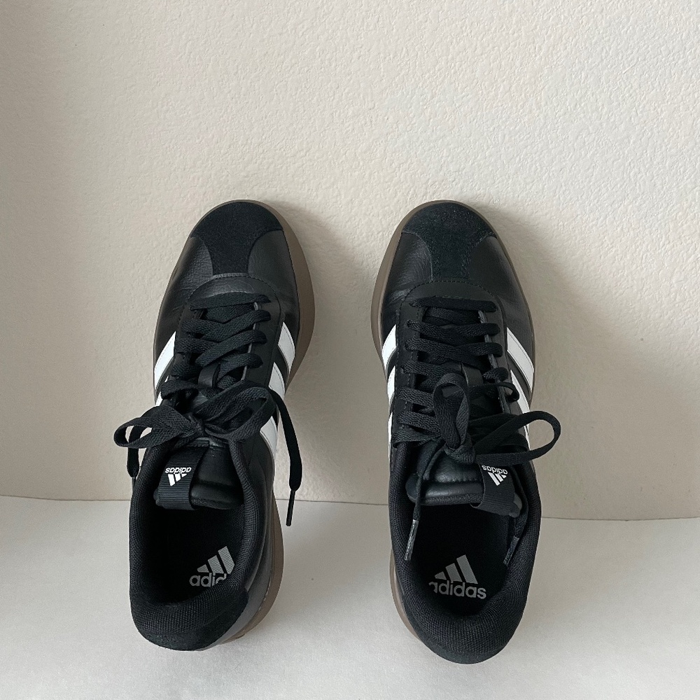 Adidas Women Sneaker
